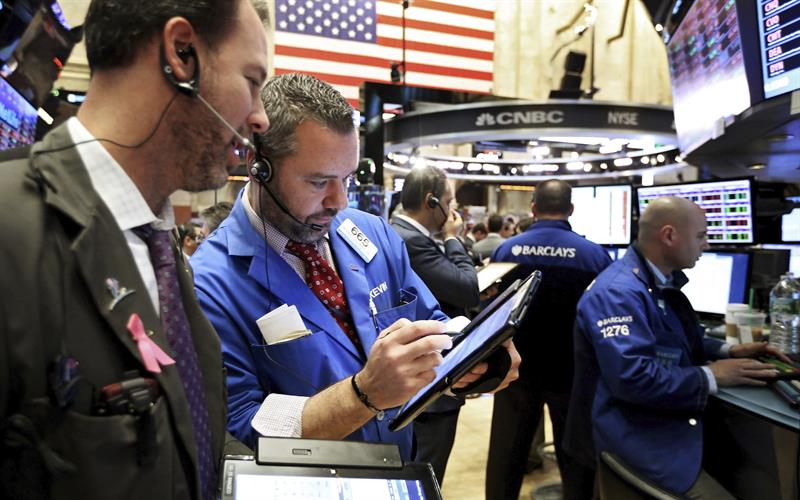 Wall Street cierra con fuertes ganancias y un nuevo rÃ©cord del Nasdaq
