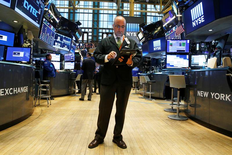 Wall Street cierra con nuevos rÃ©cords del Dow Jones, el S&P 500 y el Nasdaq
